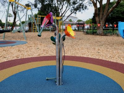 ​Pinewood Reserve playspace flower chimes